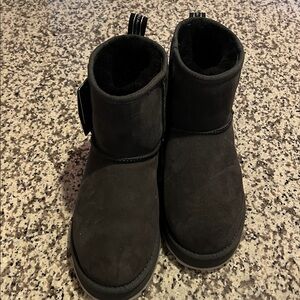 EMU Australia Womens Sharky Mini Winter Real Sheepskin EMU Boots gray size 7